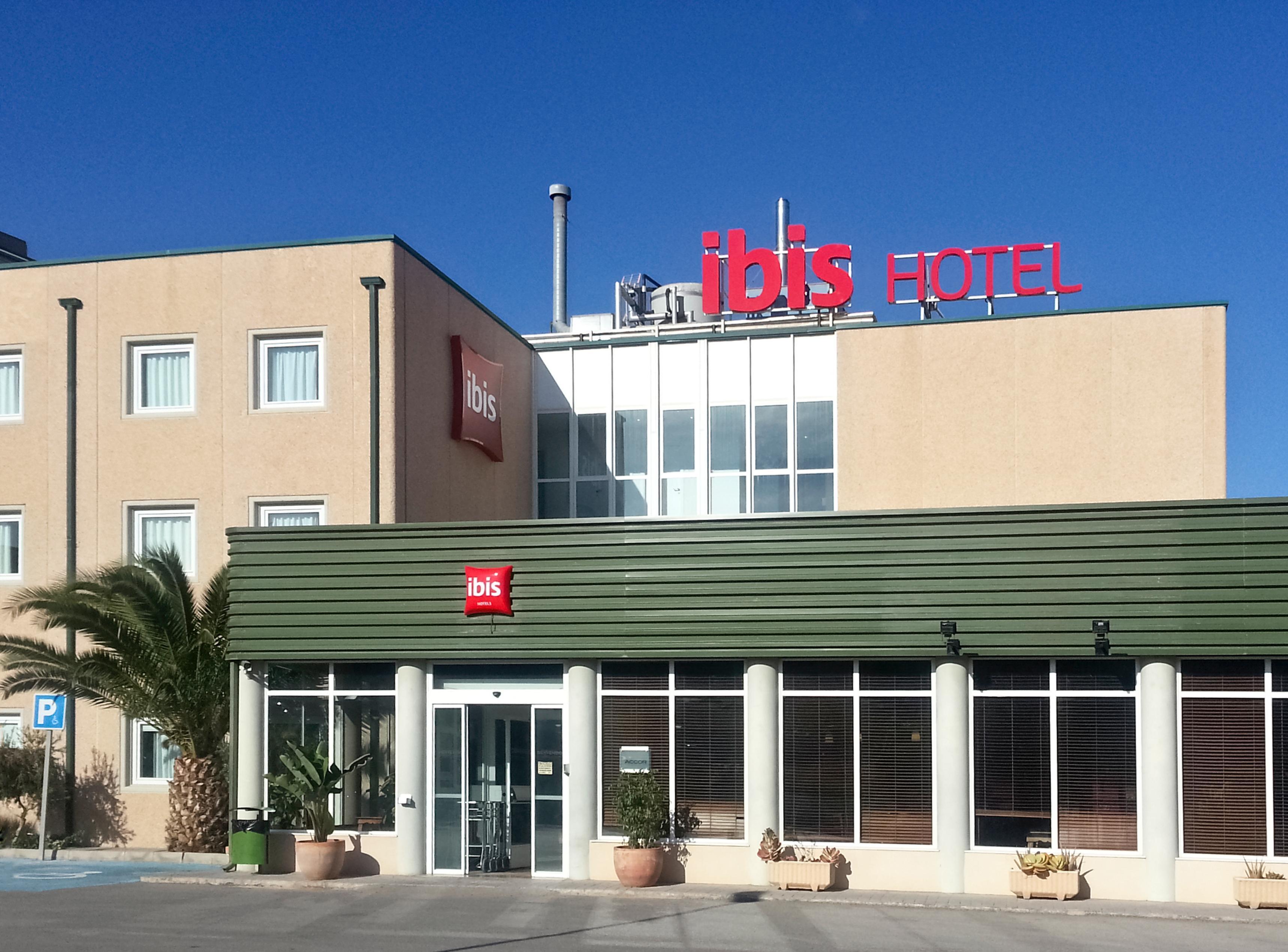 Vista Exterior Ibis Hotel Alicante