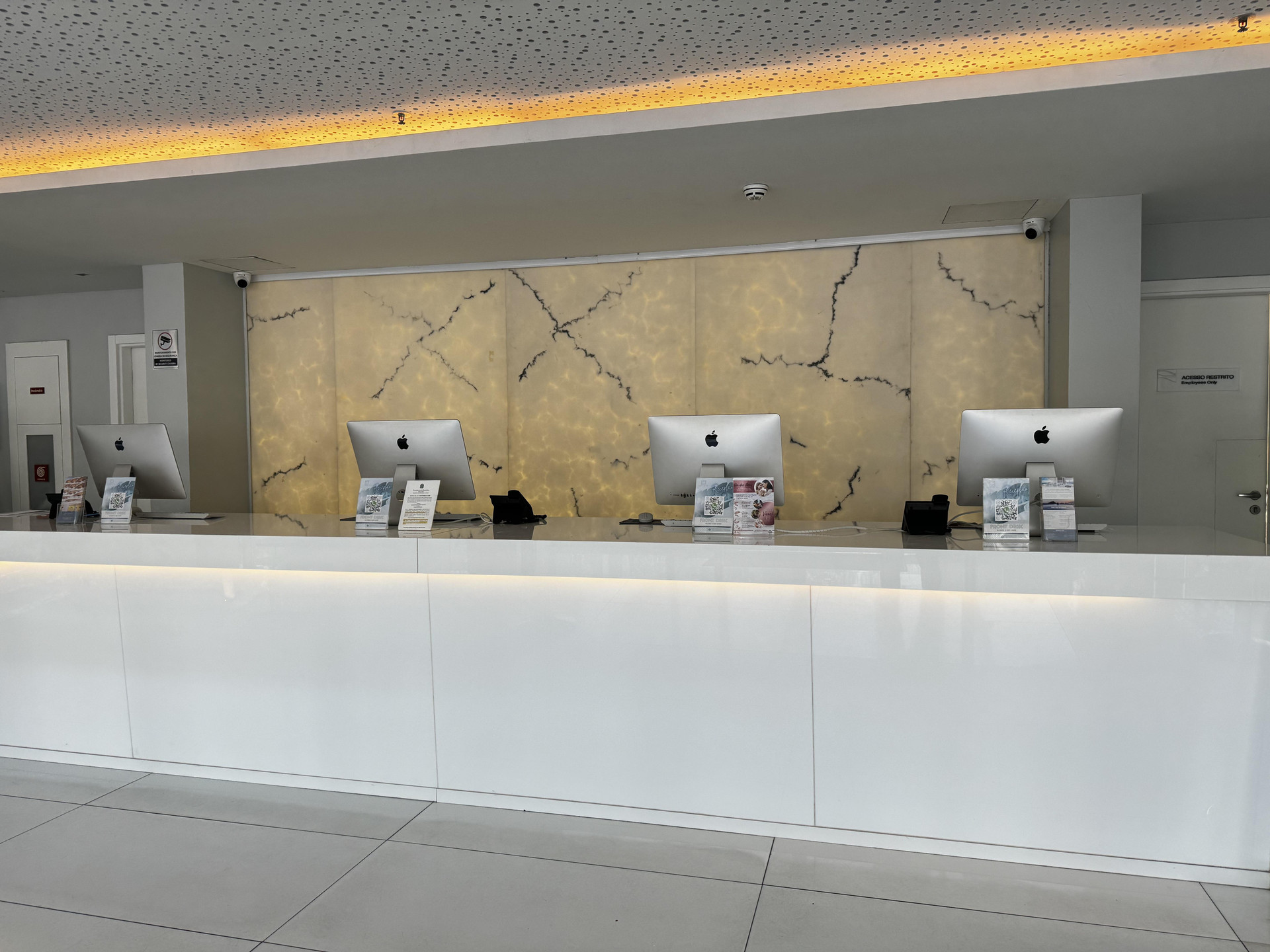 Vista Lobby CDesign Hotel