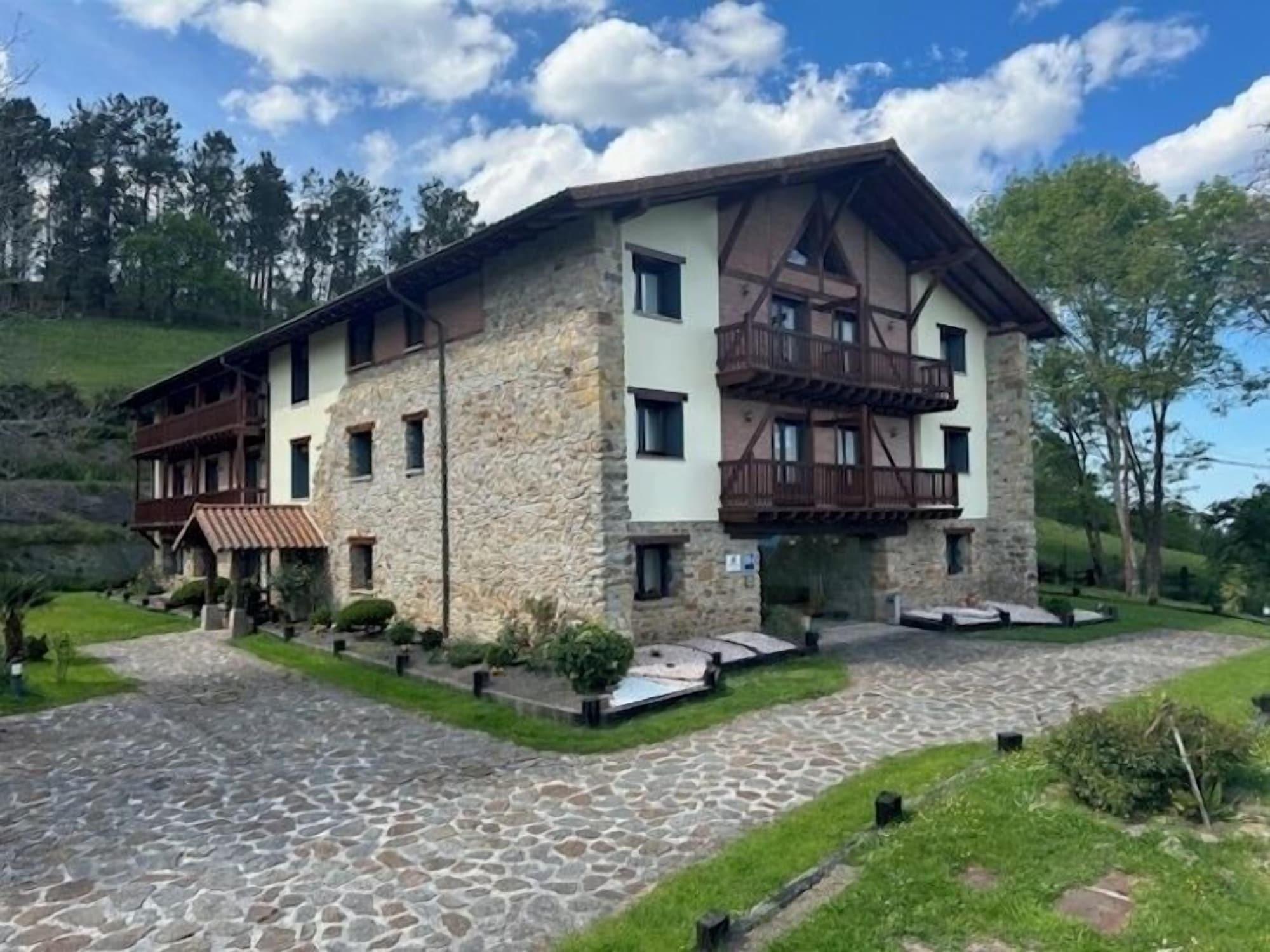 Varios Atxurra Hotel-Apartamento Rural