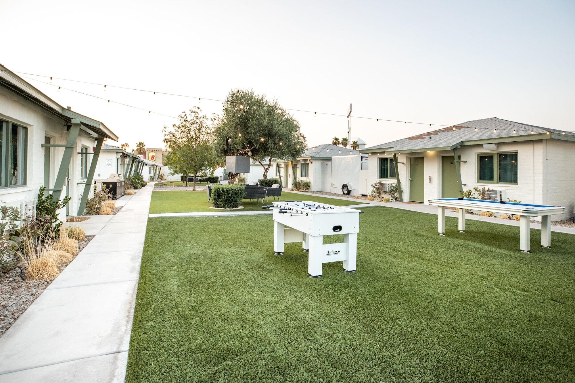 Instalaciones Recreativas Bungalows Hostel