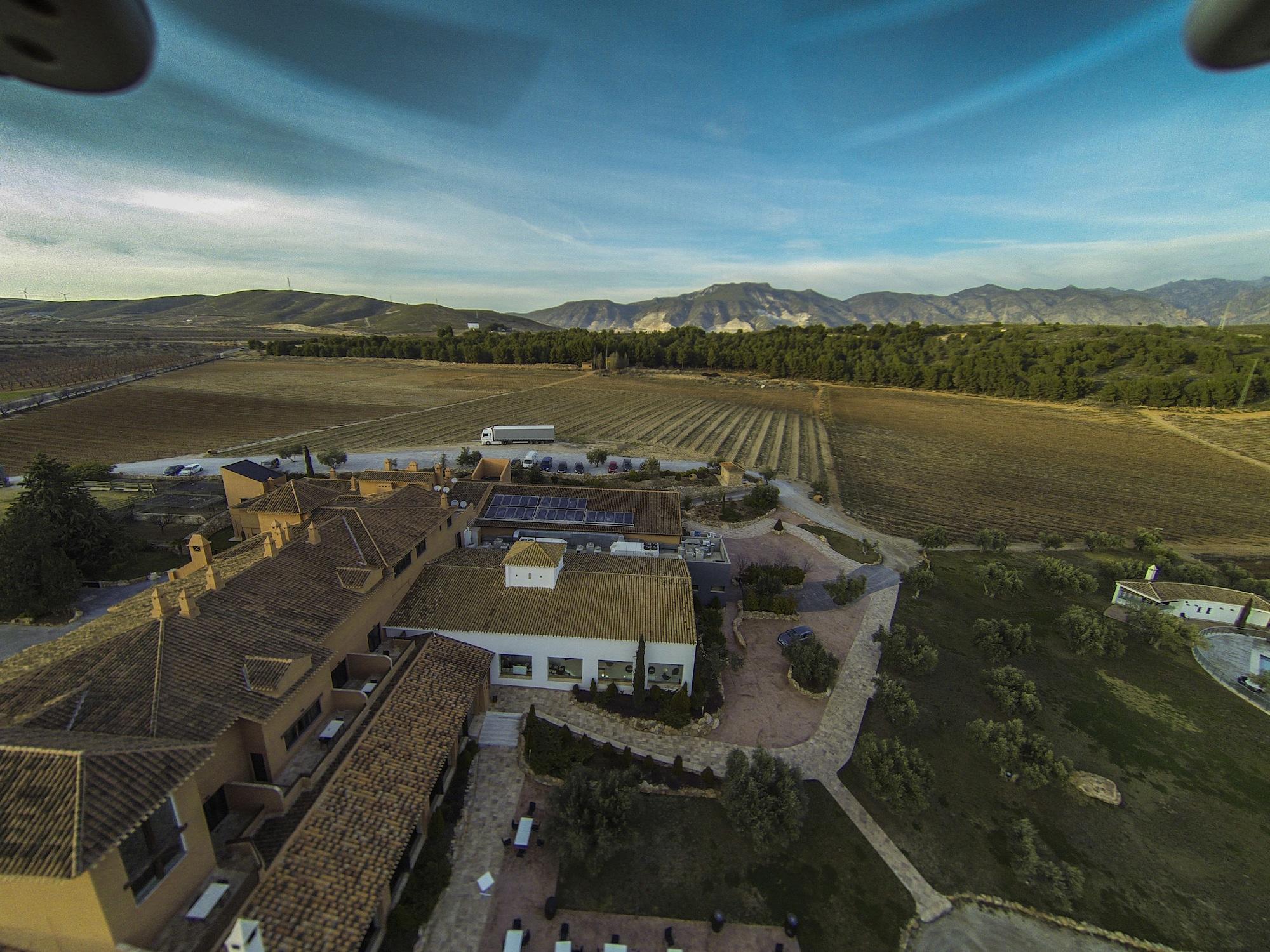 Vista Exterior Hotel & Winery Señorío de Nevada