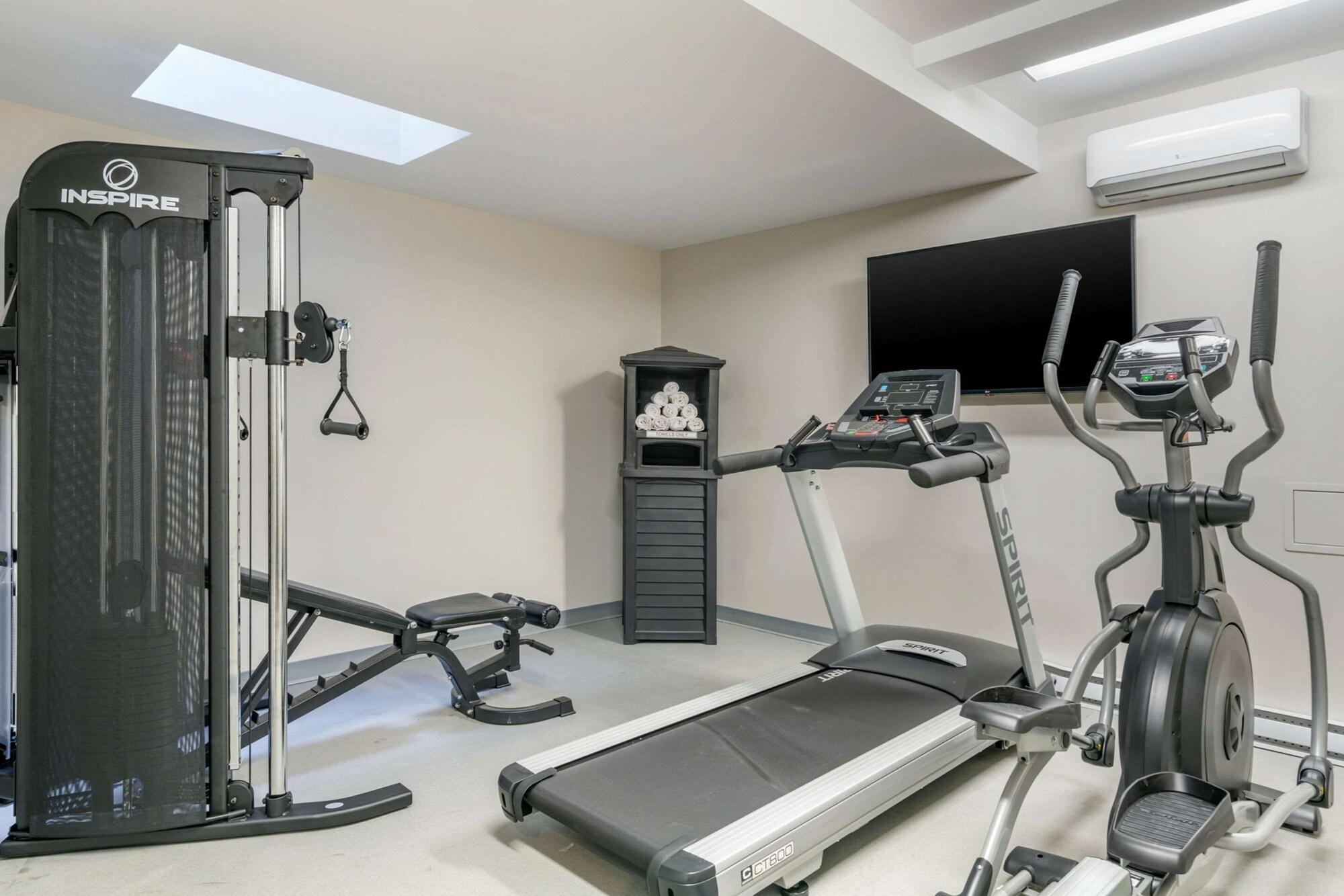 Gimnasio Quality Inn Centre-Ville