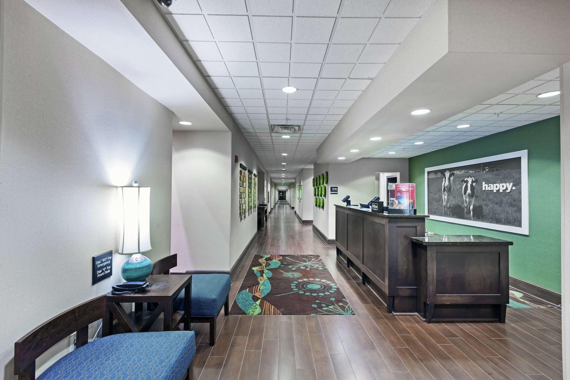 Vista Lobby Hampton Inn & Suites Shreveport/Bossier City Airline Drive