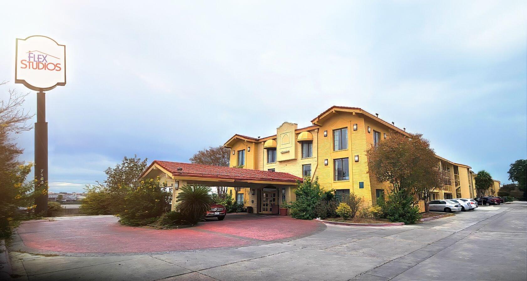 Varios Flex Studios Culebra