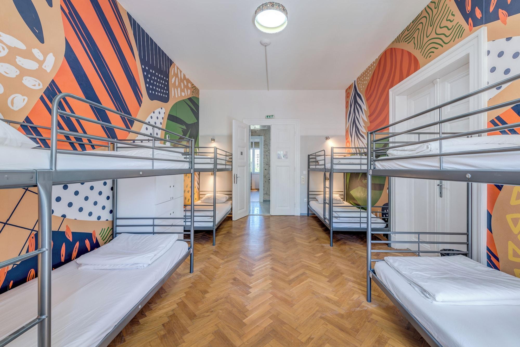 Varios Hostel Colors of Adriatic - Youth Only