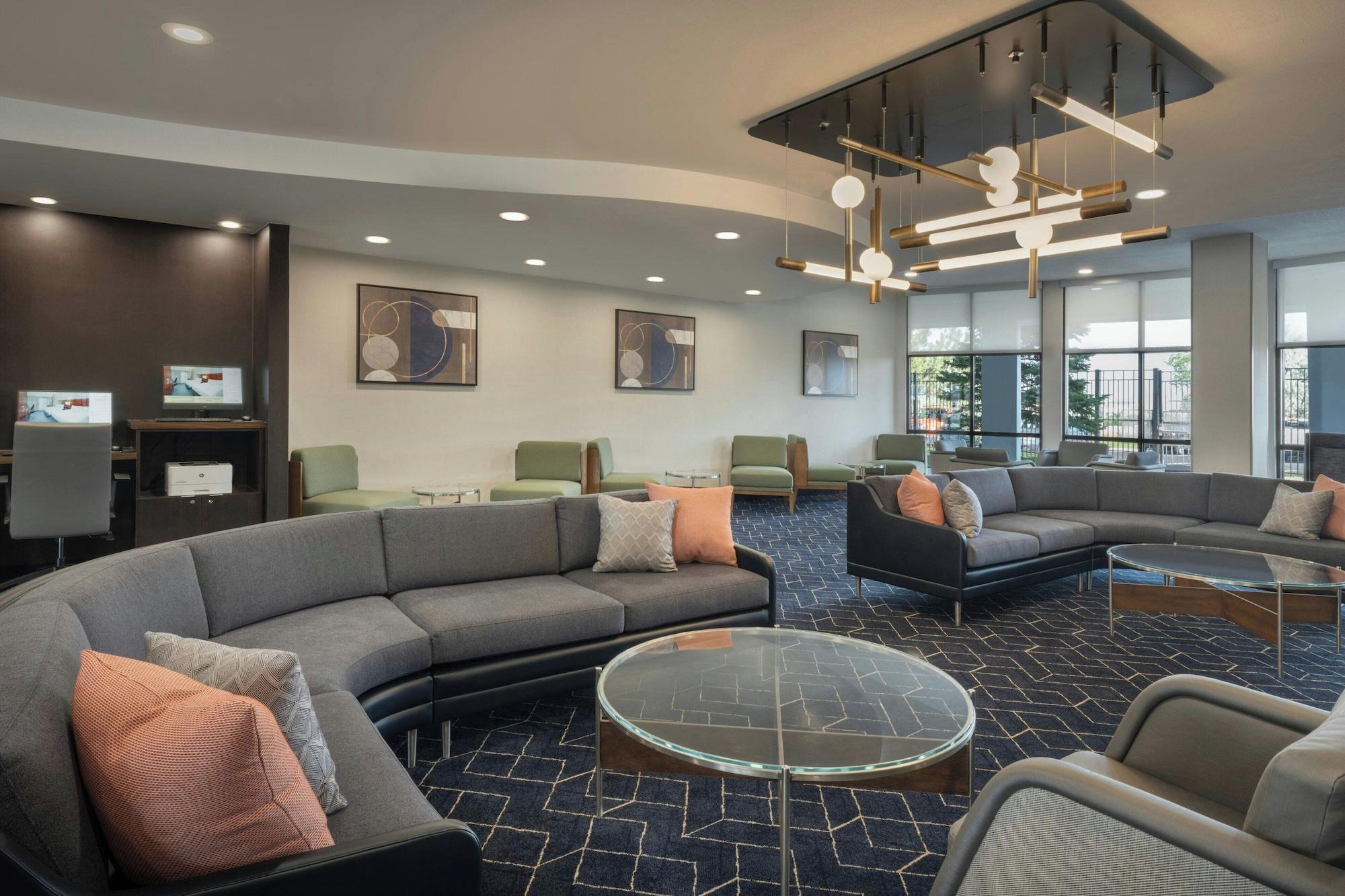 Vista Lobby Courtyard by Marriott Casper