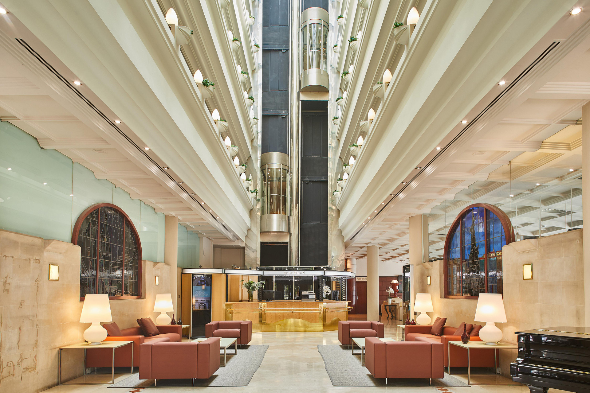 Vista Lobby Hotel Silken Ciudad de Vitoria