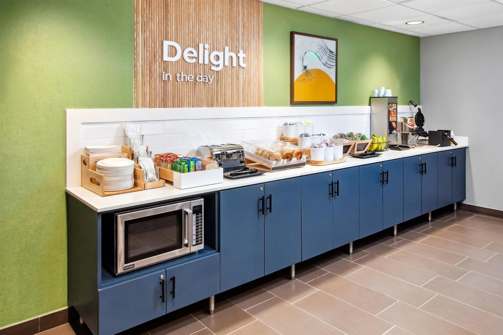 Restaurant Spark by Hilton Rochester South