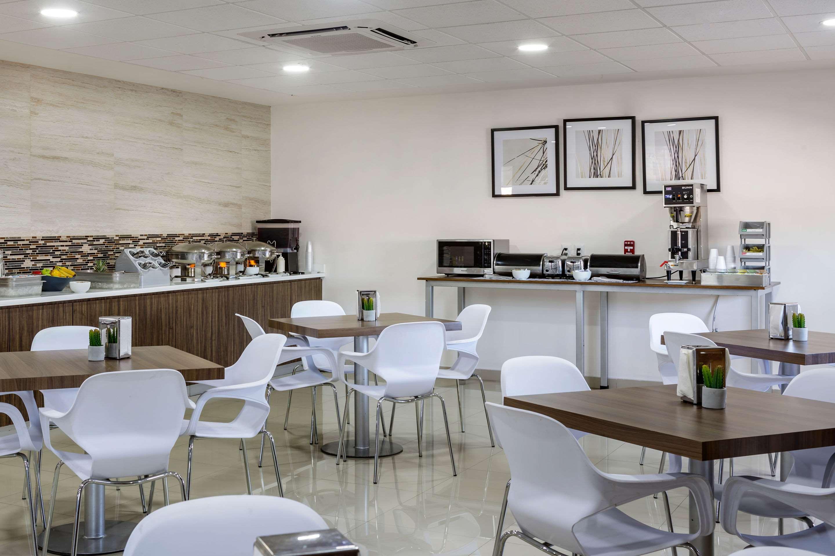 Restaurant Sleep Inn Mexicali