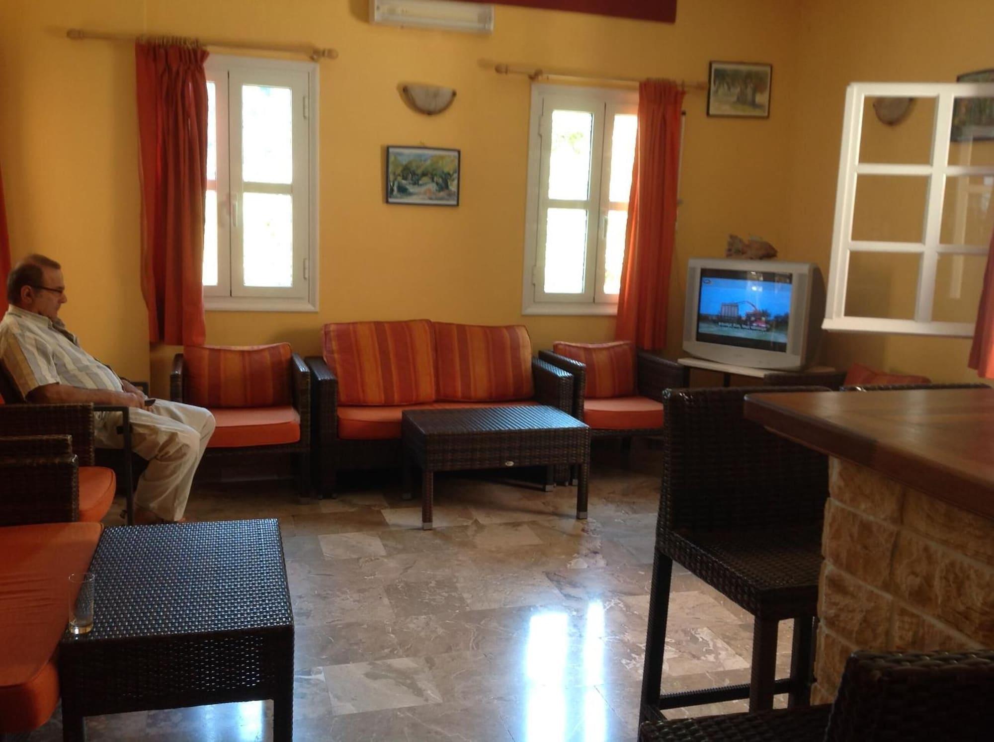 Vista Lobby Hotel Nostos