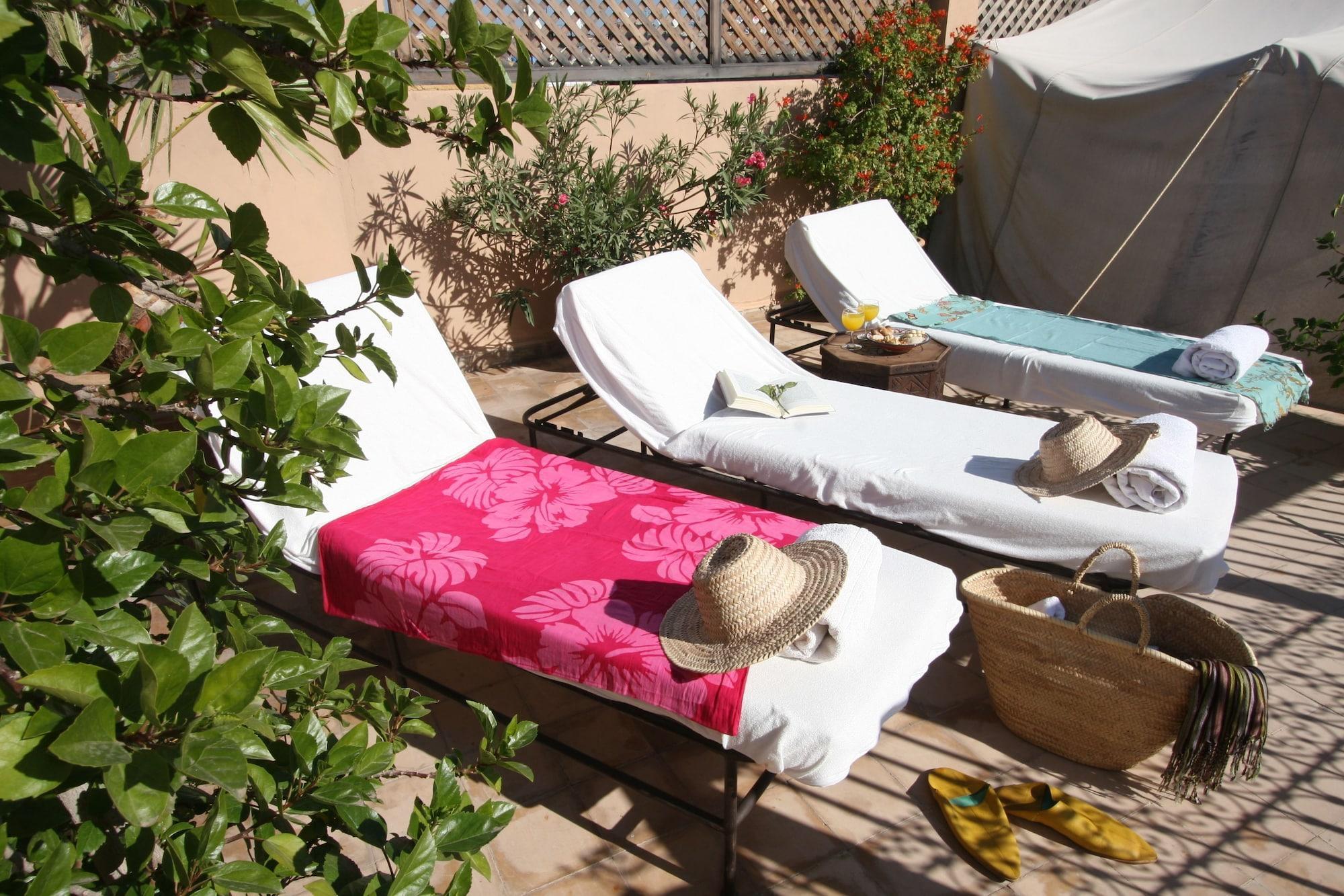 Varios Riad Elixir