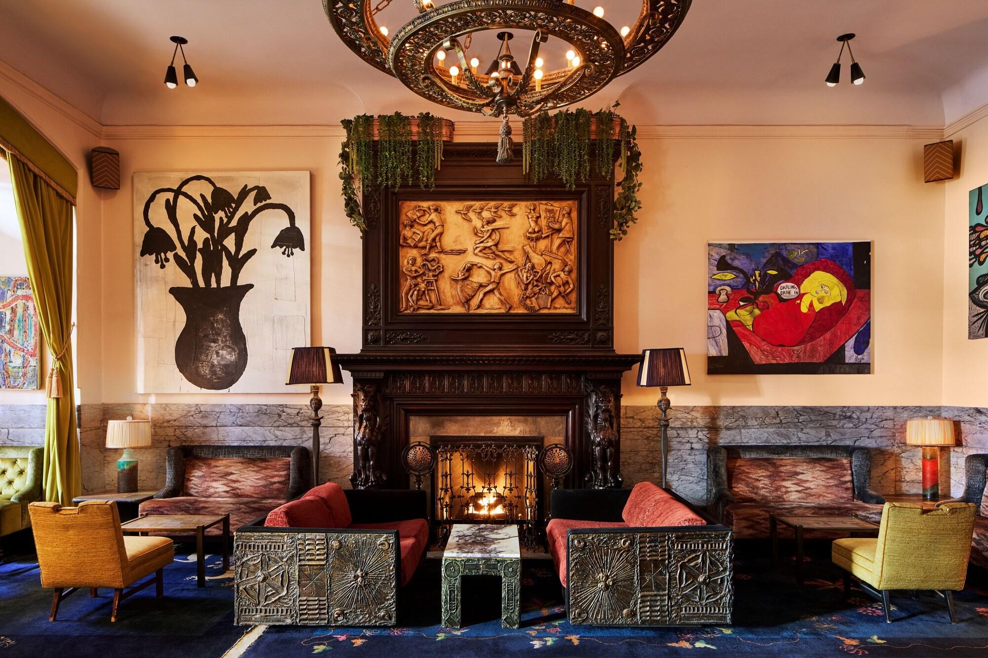 Vista Lobby The Hotel Chelsea