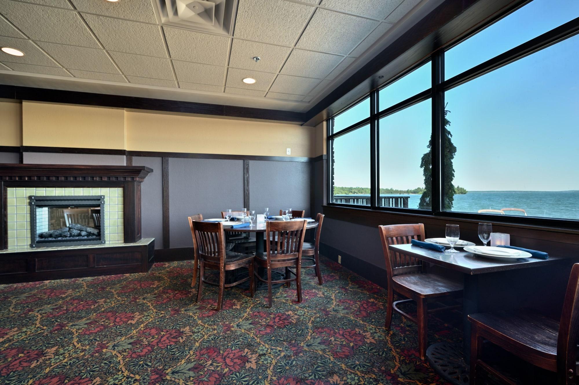 Restaurant Chase On The Lake Resort Hotel