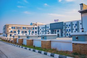 Alojamiento - Ojaja Suites Akure