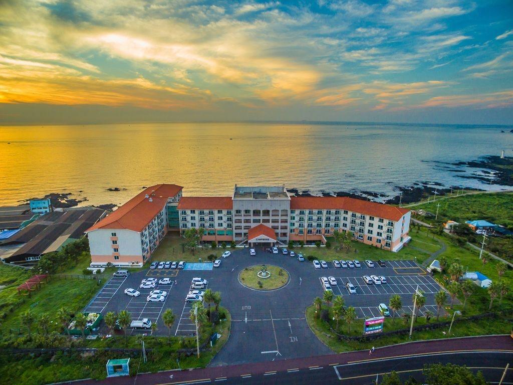Vista Exterior Ilsung Jeju Condo