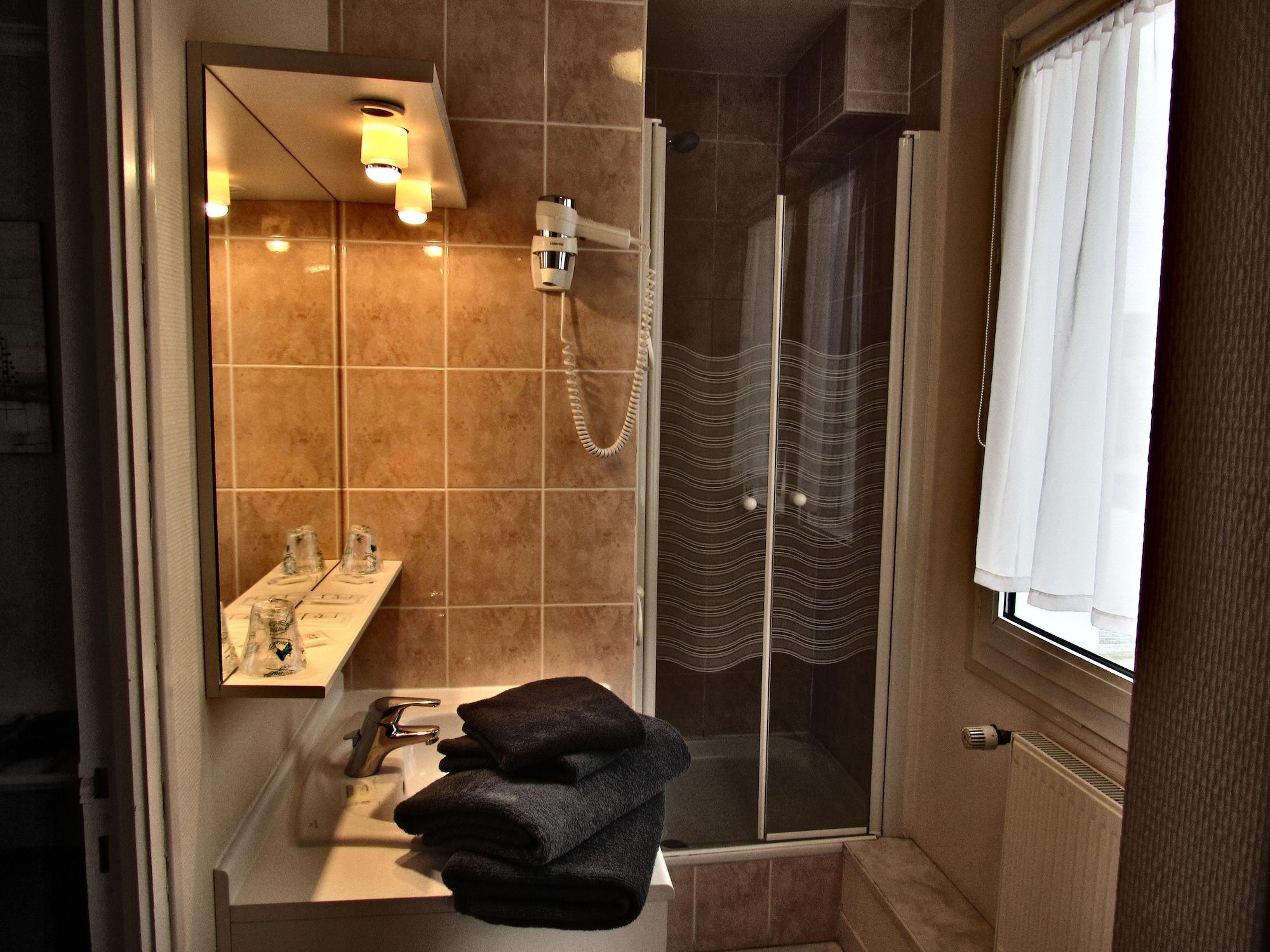 Equipamiento de Habitación Hotel de la Marne