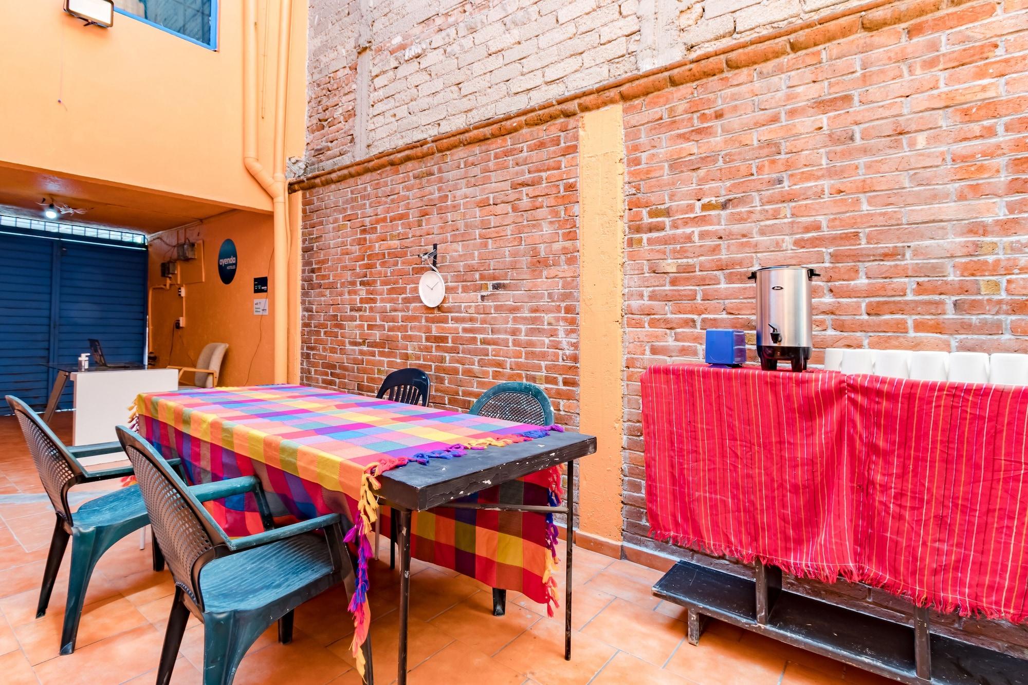 Bar/Salón Oasis Airport