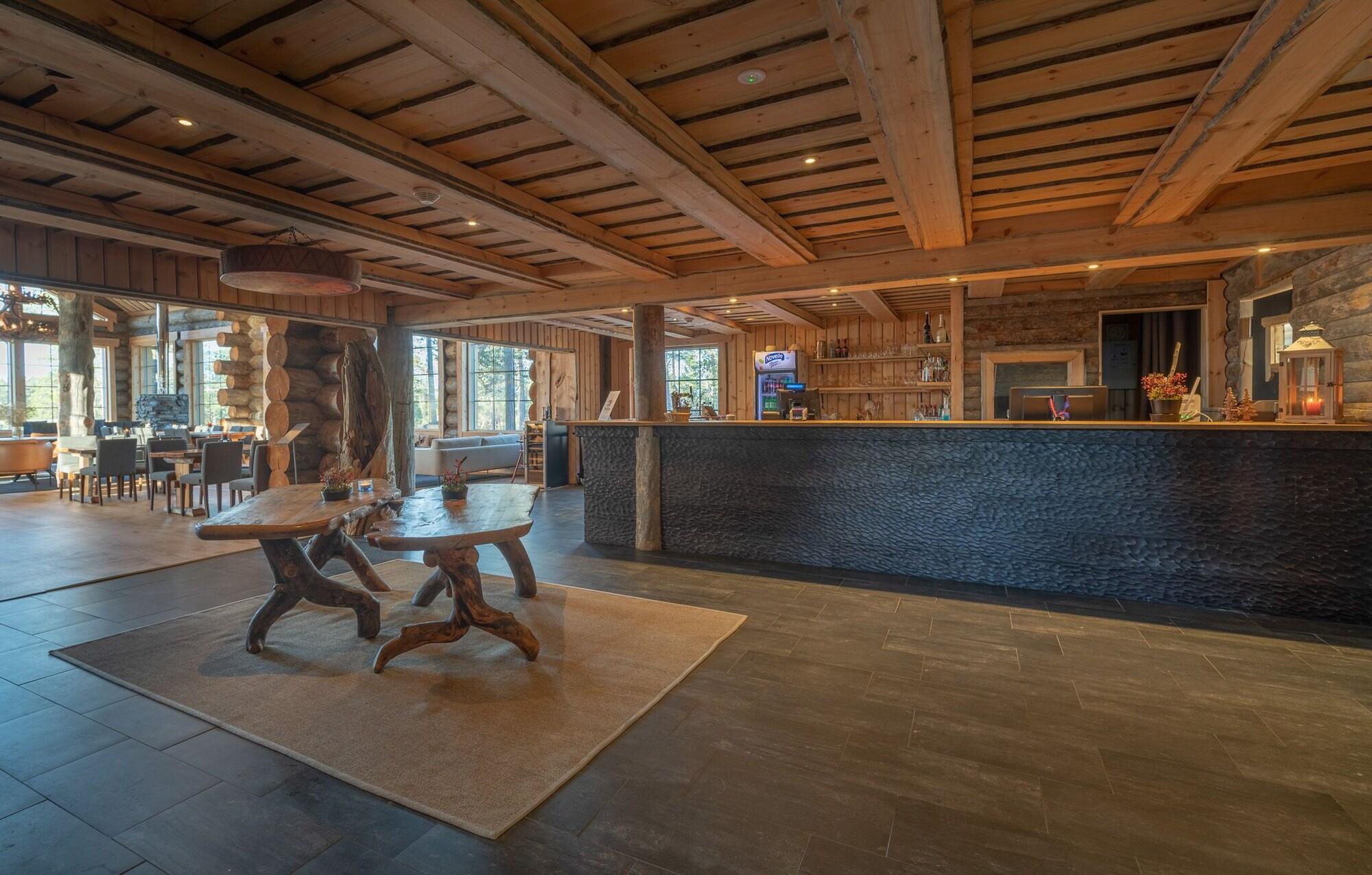 Vista Lobby Wilderness Hotel Nangu & Igloos