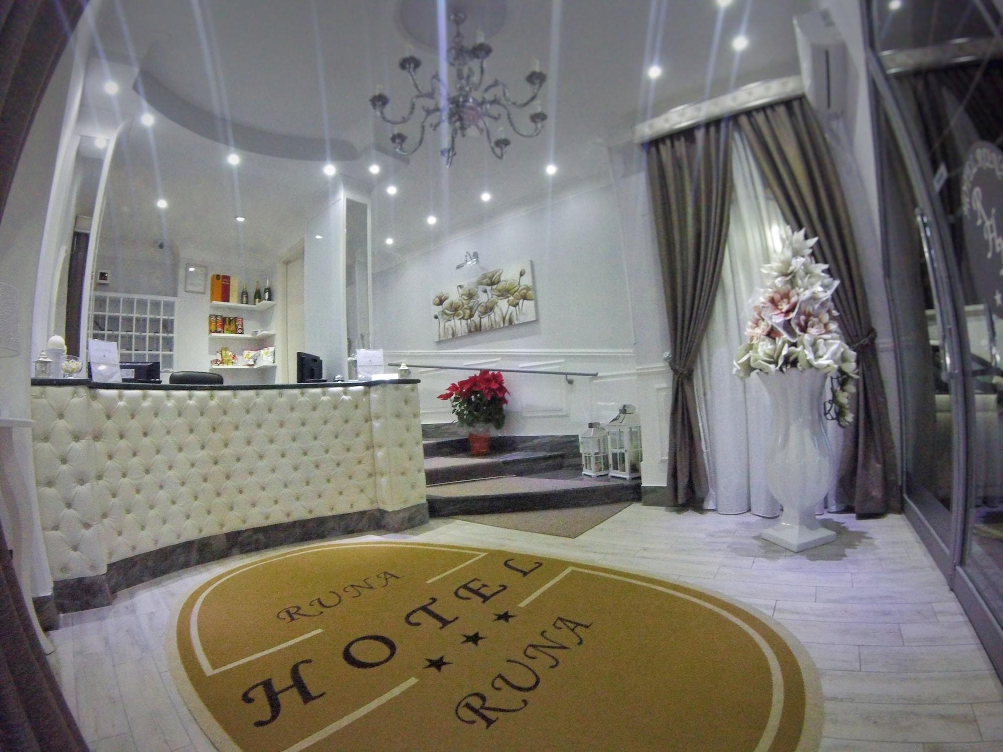 Vista Lobby Runa Hotel