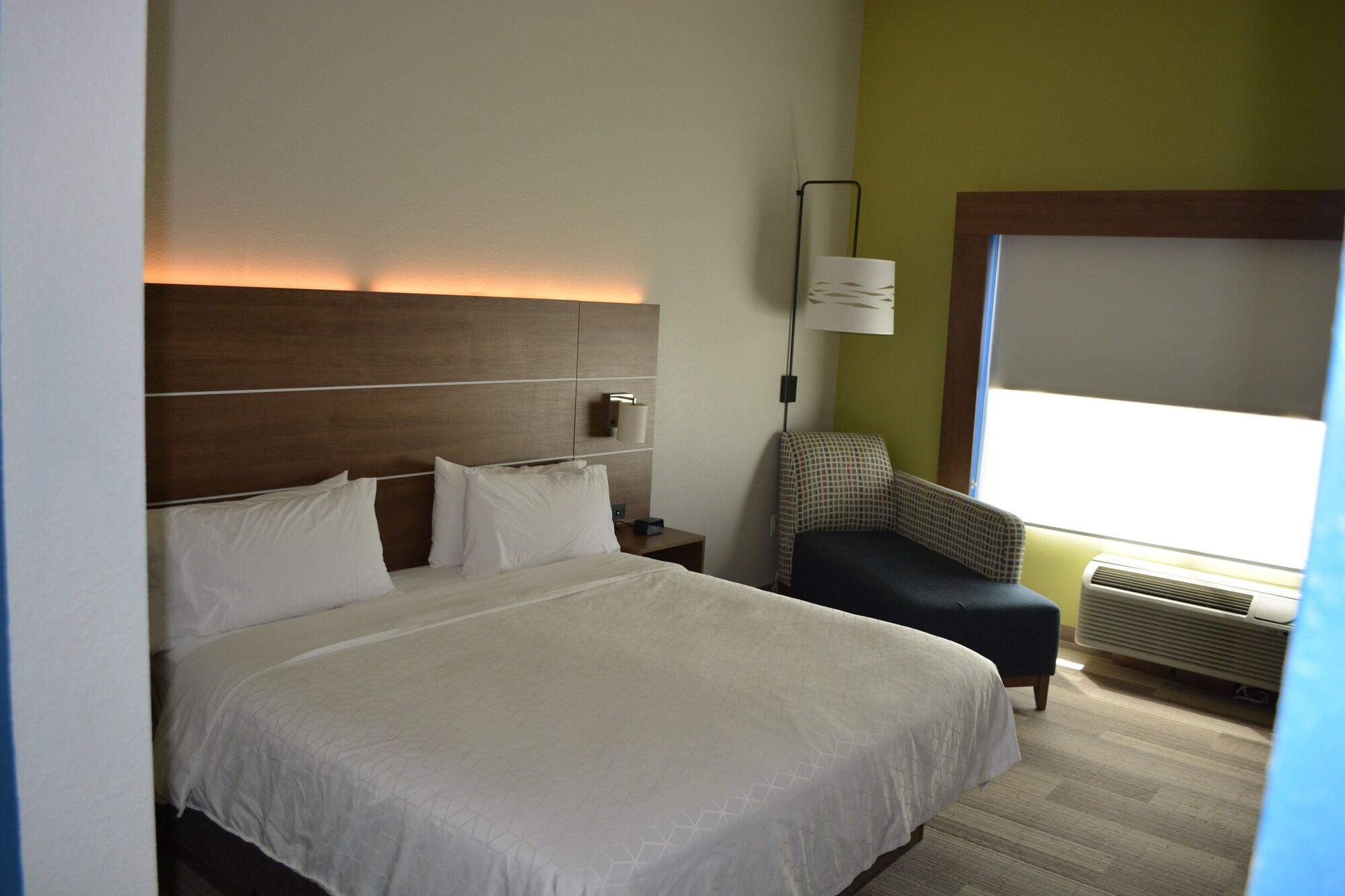 Habitación Holiday Inn Express & Suites Liberal by IHG