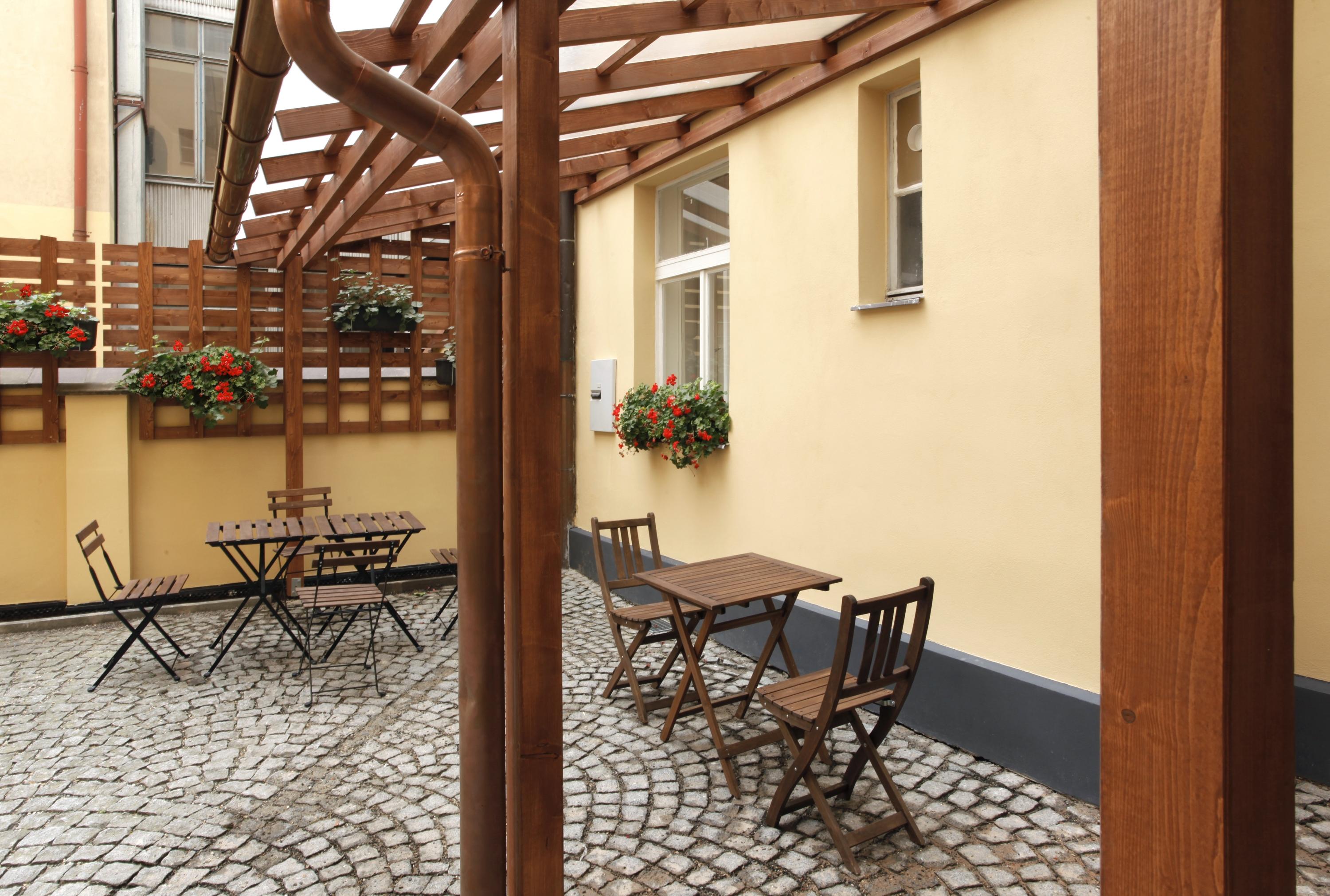 Varios Anyday Apartments