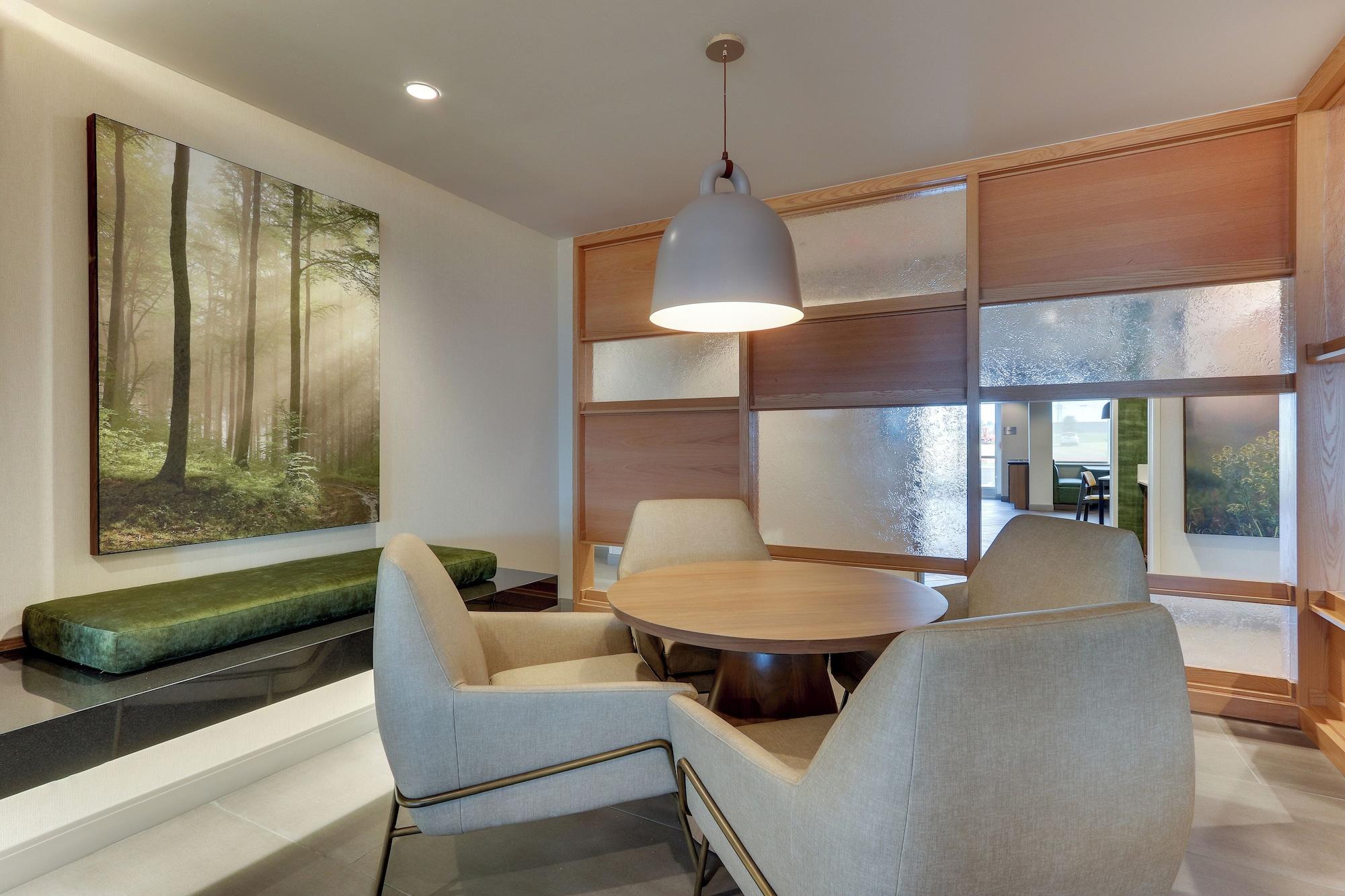 Vista Lobby Fairfield Inn & Suites Meridian