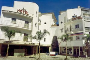 Alojamiento - Hotel Kristal