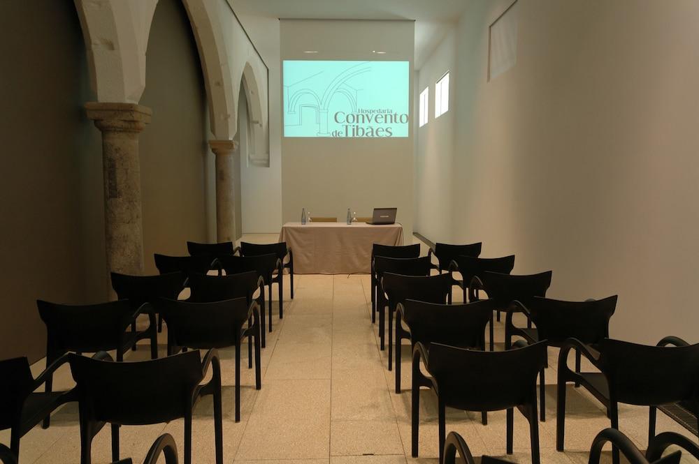 Sala de Reuniones Hospedaria Convento De Tibaes