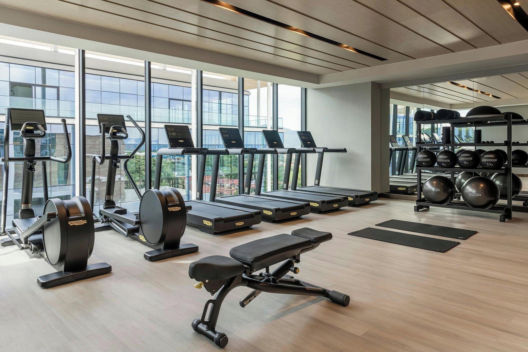 Gimnasio AC Hotel San Jose Airport Belen