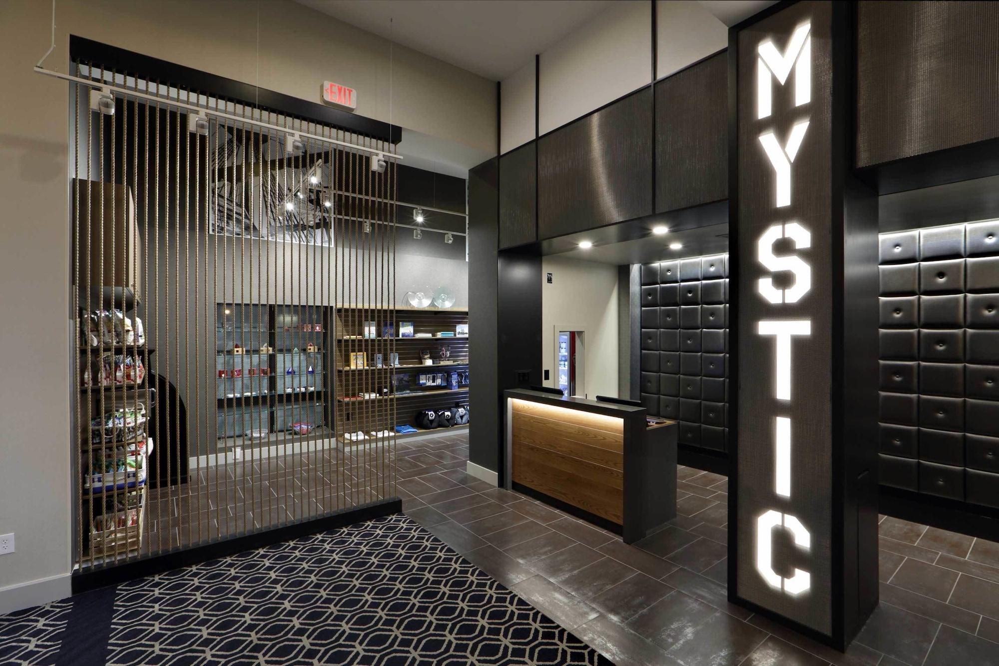 Vista Lobby Hilton Mystic