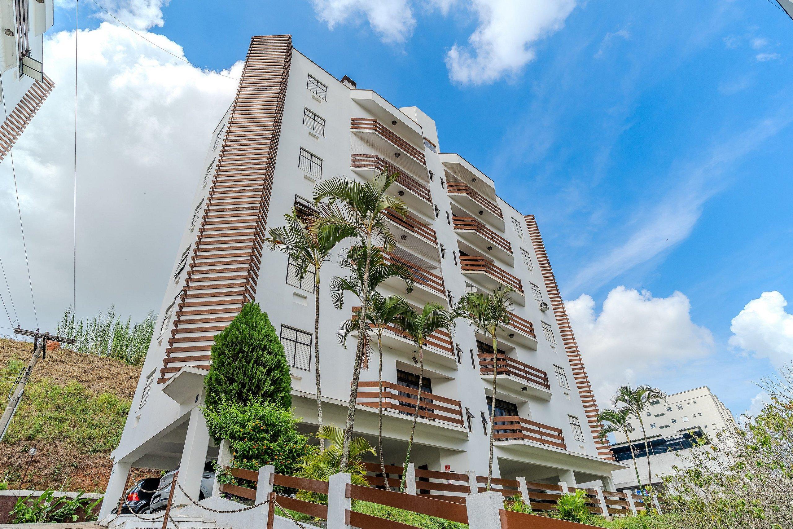 Playa Lindo Apto no Centro de Serra Negra