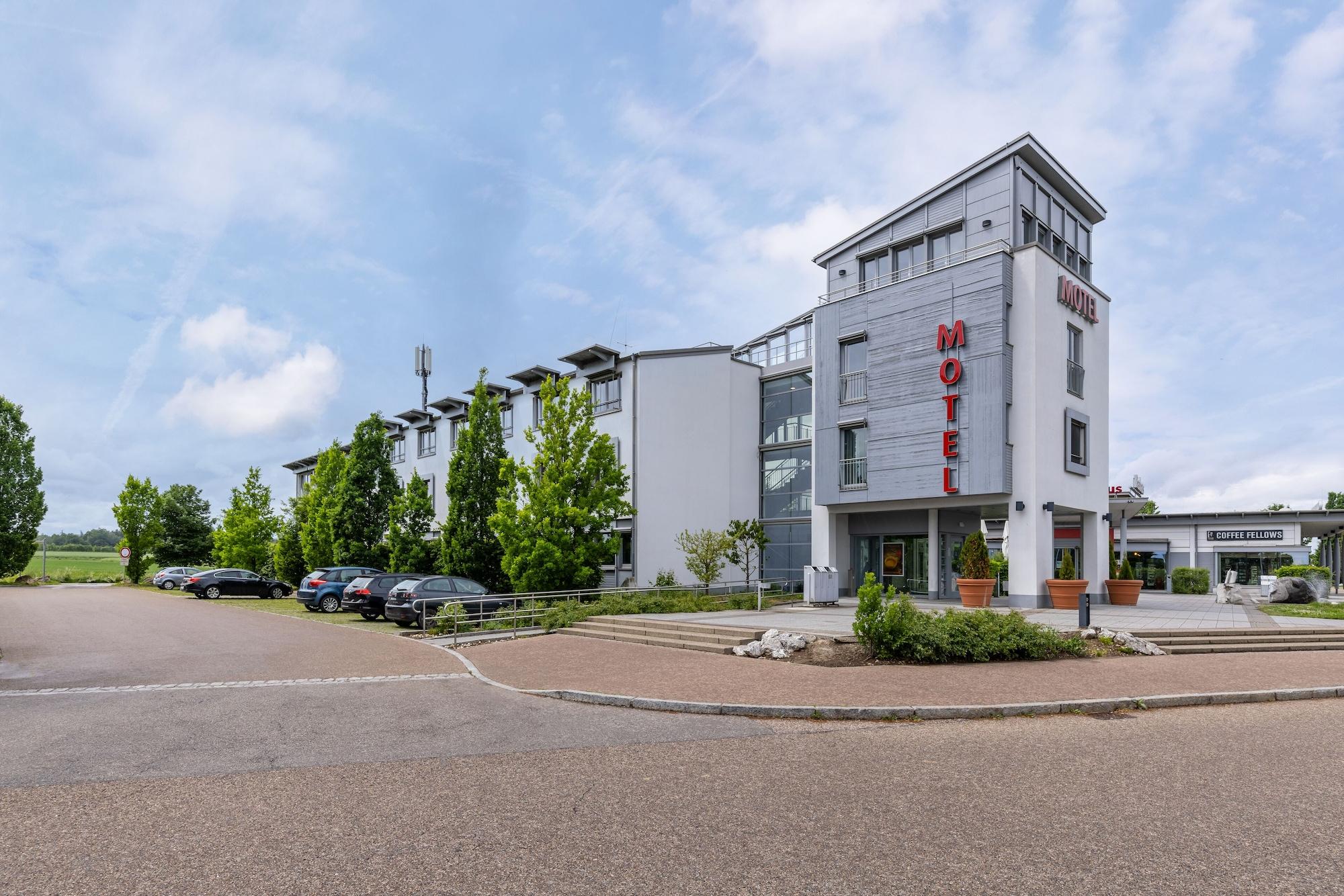 Vista Exterior Hotel Leipheim Süd