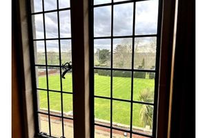 Alquiler Vacacional - 3 Bedroom Apartment Sleeps 6 in Large Country Manor House