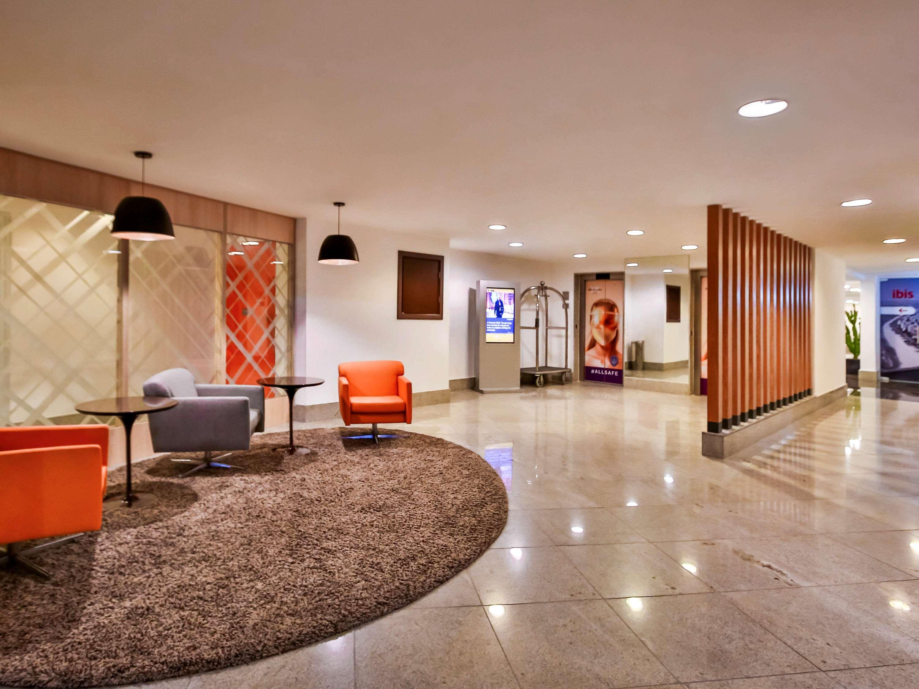Vista Lobby ibis Rio de Janeiro Barra da Tijuca