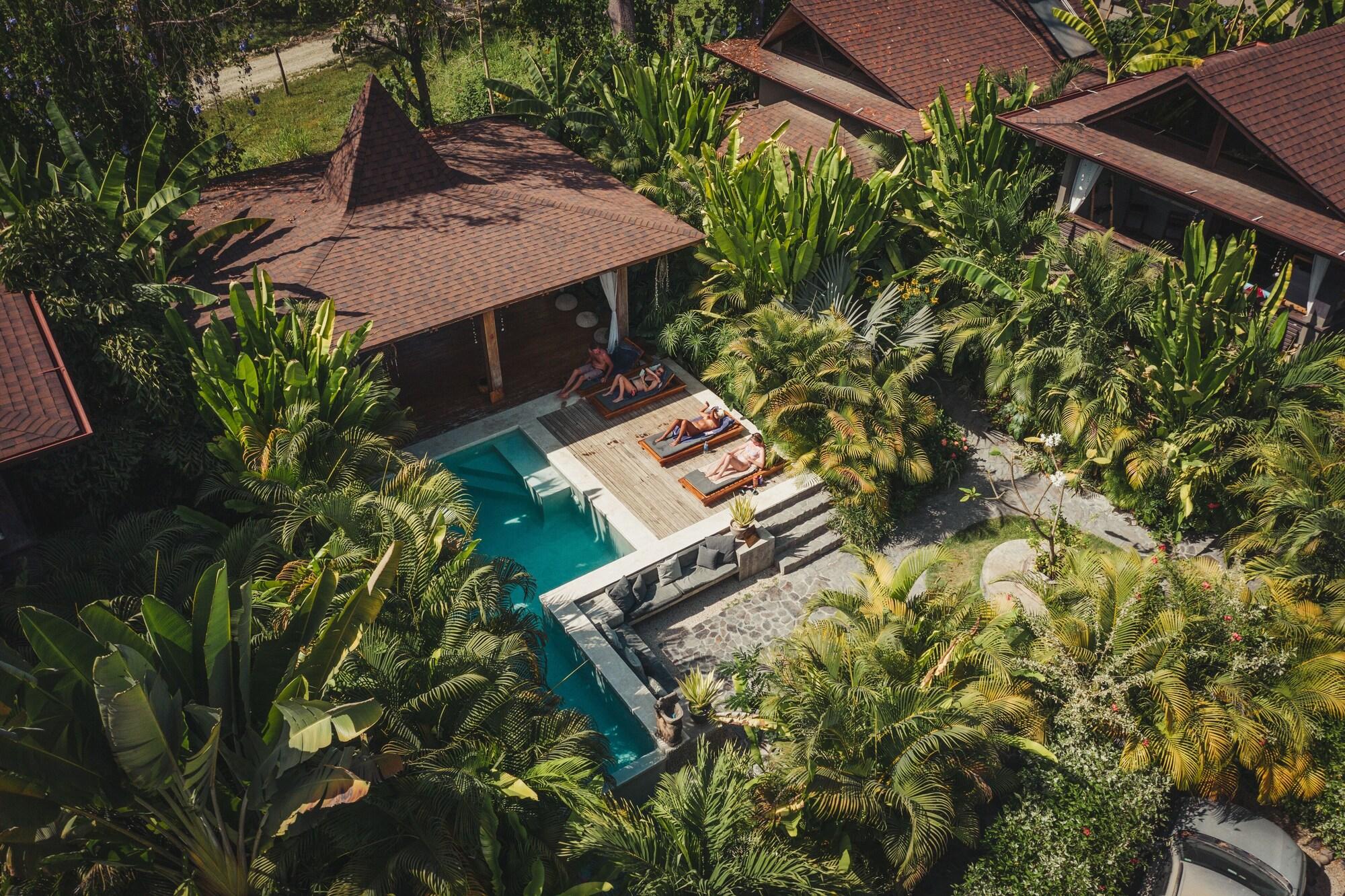 Vista Exterior Lua Villas