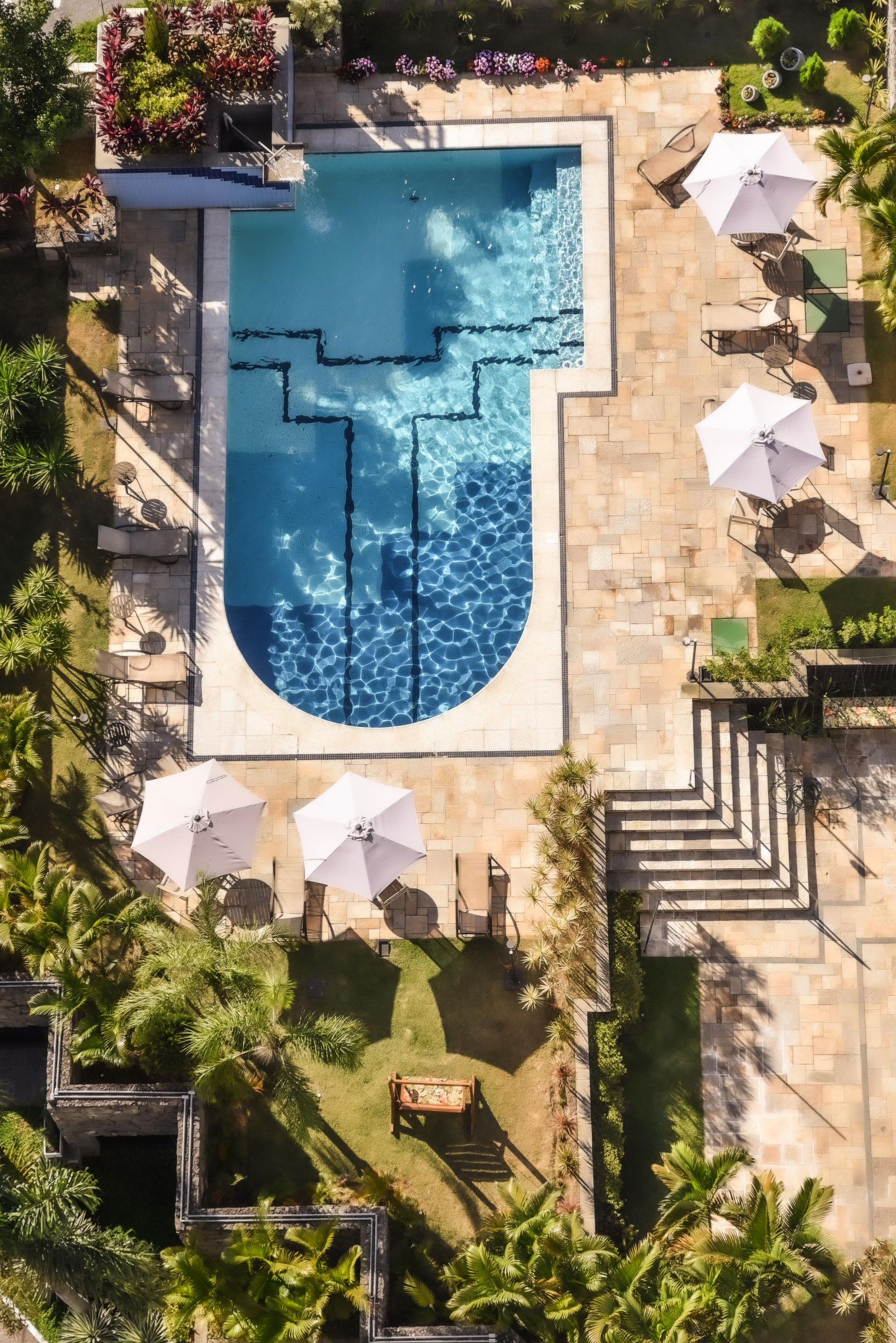 Vista Piscina Plaza Inn Small Town Flat Service