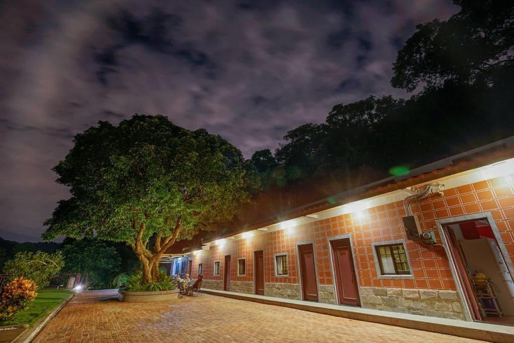 Vista Exterior Jihead Villa