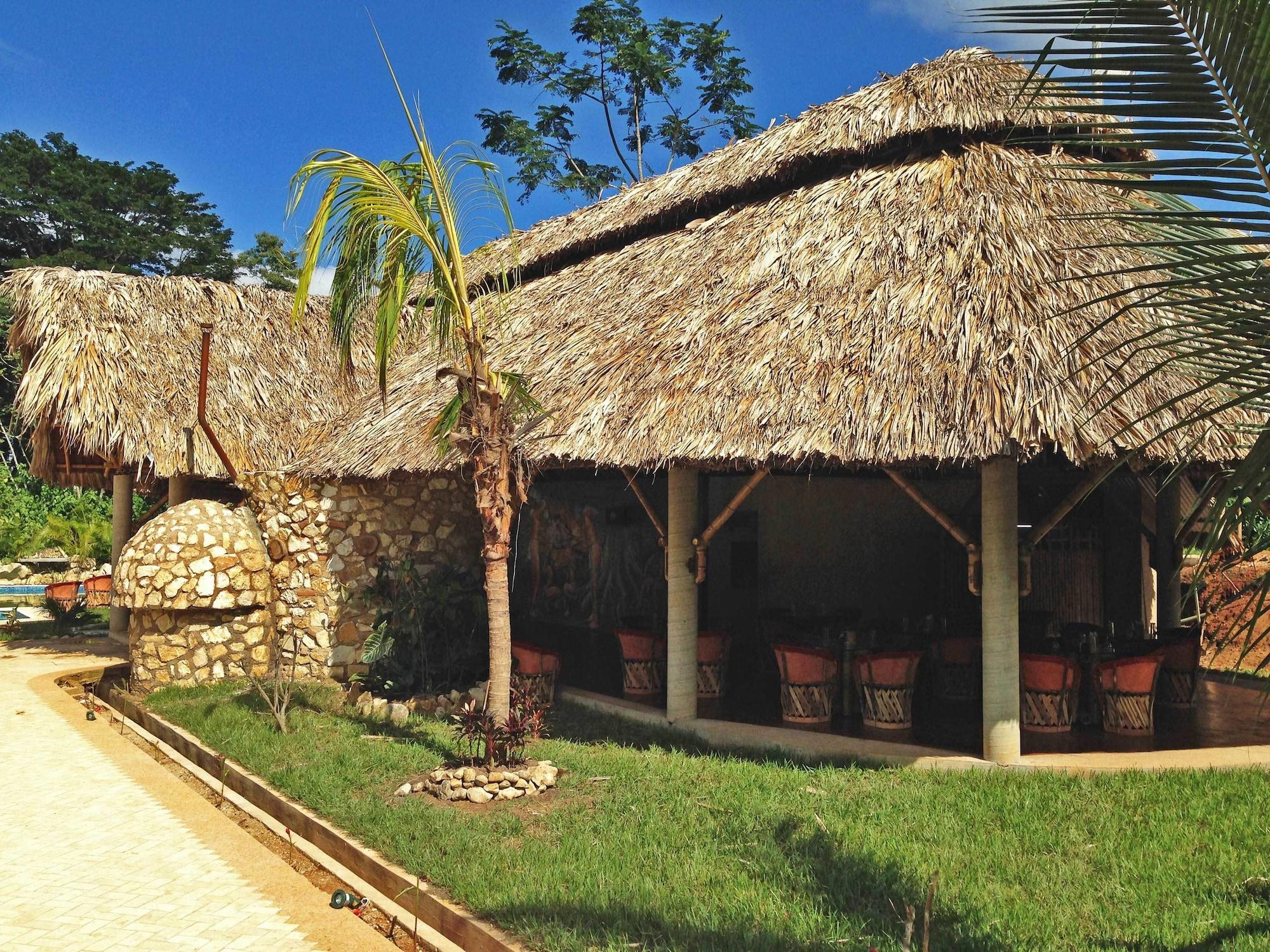 Vista Exterior Axkan Arte Palenque