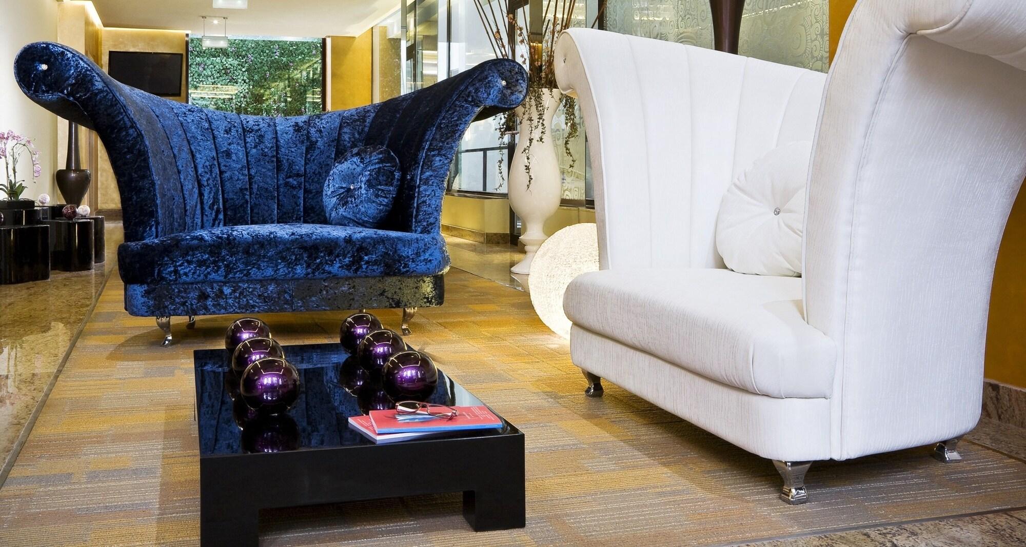 Vista Lobby NH Ourense