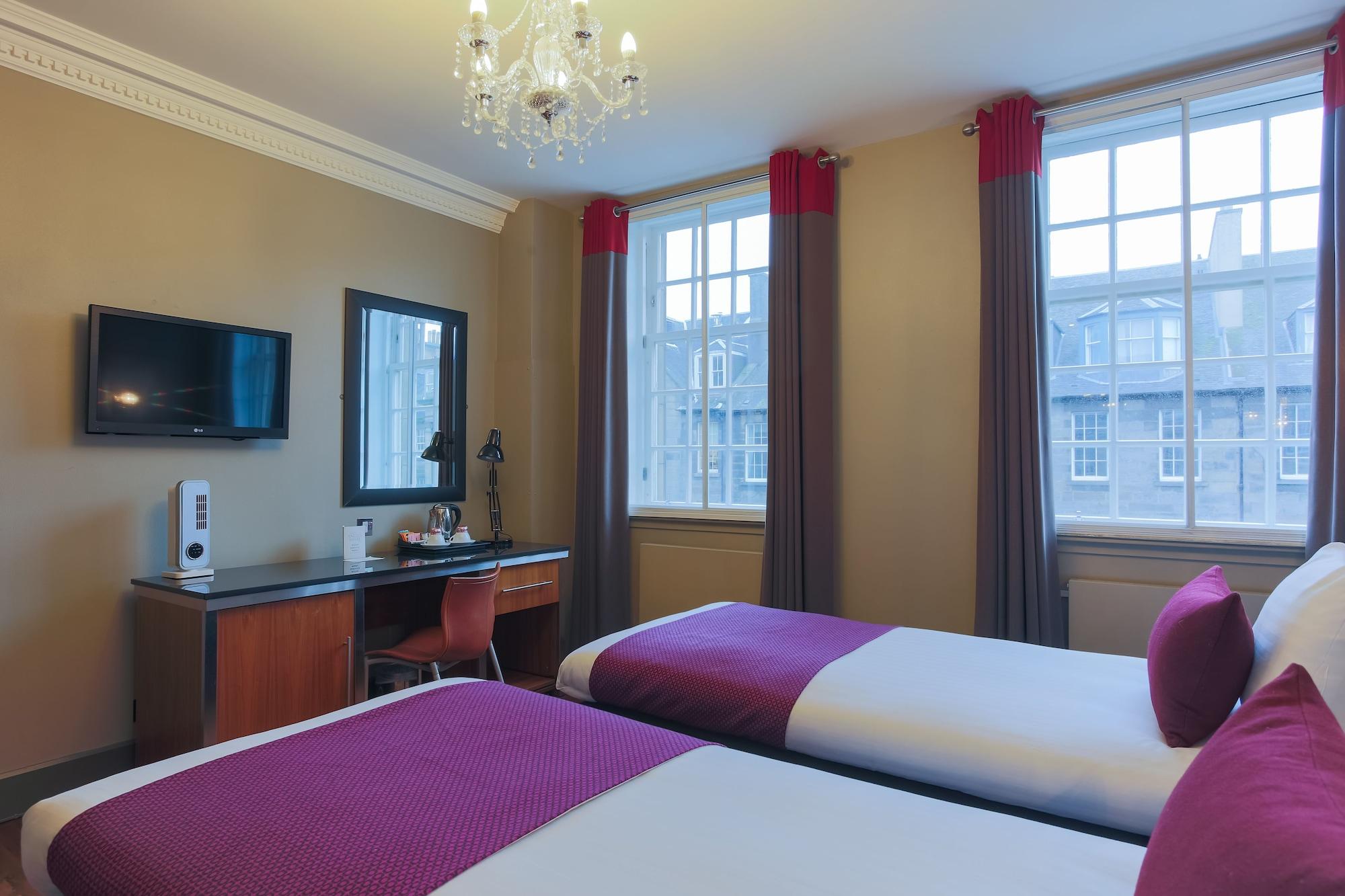 Set de Habitación Angel's Share Hotel