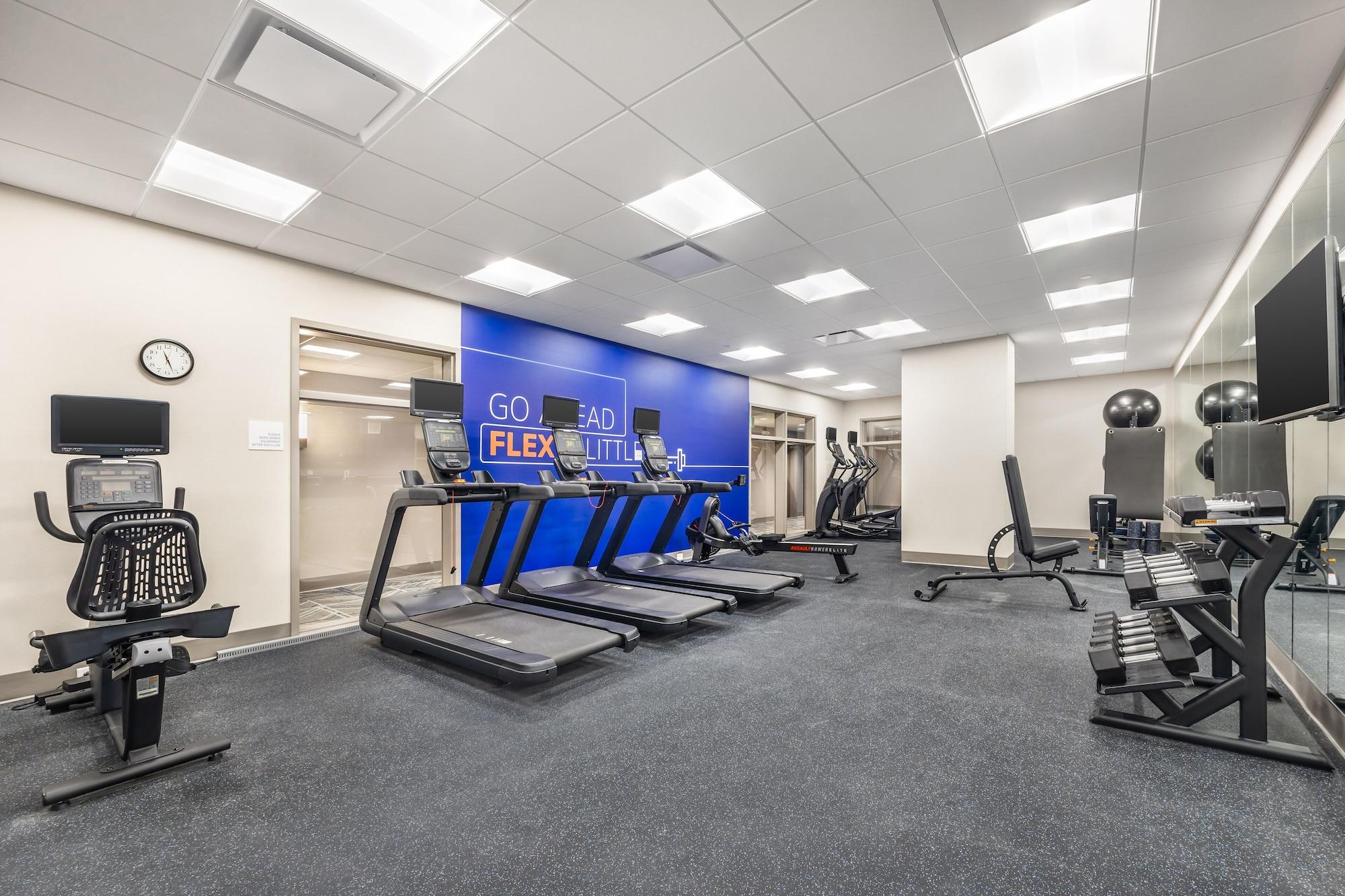 Gimnasio Holiday Inn Express and Suites Nashville West End Univ Area by IHG