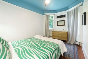 Alquiler Vacacional - Updated 3BR /1B Victorian Hous Close to NYC• Parking Avail• Pets Welcome