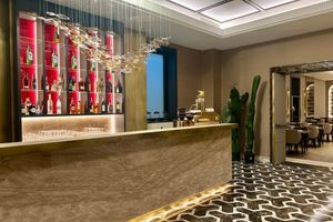 Alojamiento - Aria Palace