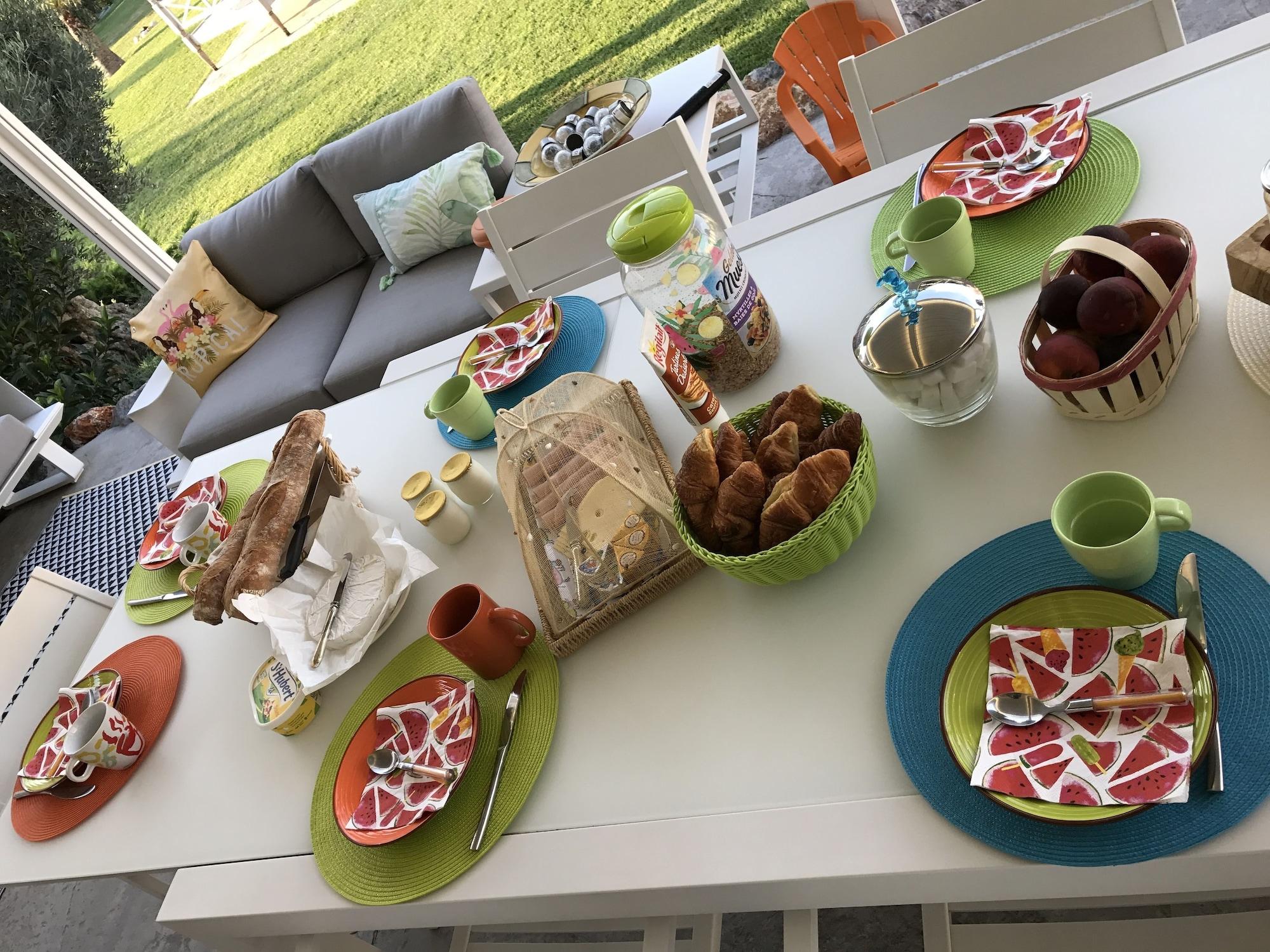 Restaurant Escapades Lointaines Chambres d'hôtes B&B