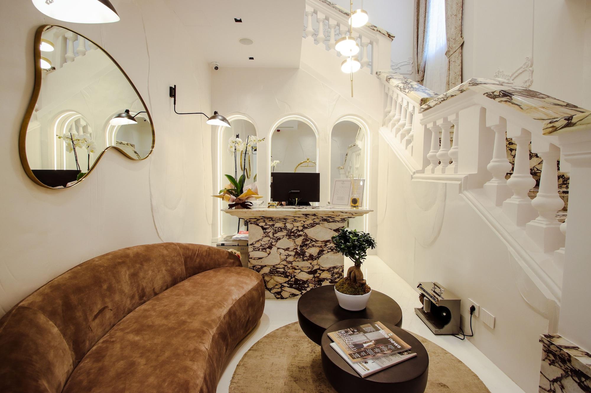 Vista Lobby The Crown Boutique Hotel & SPA