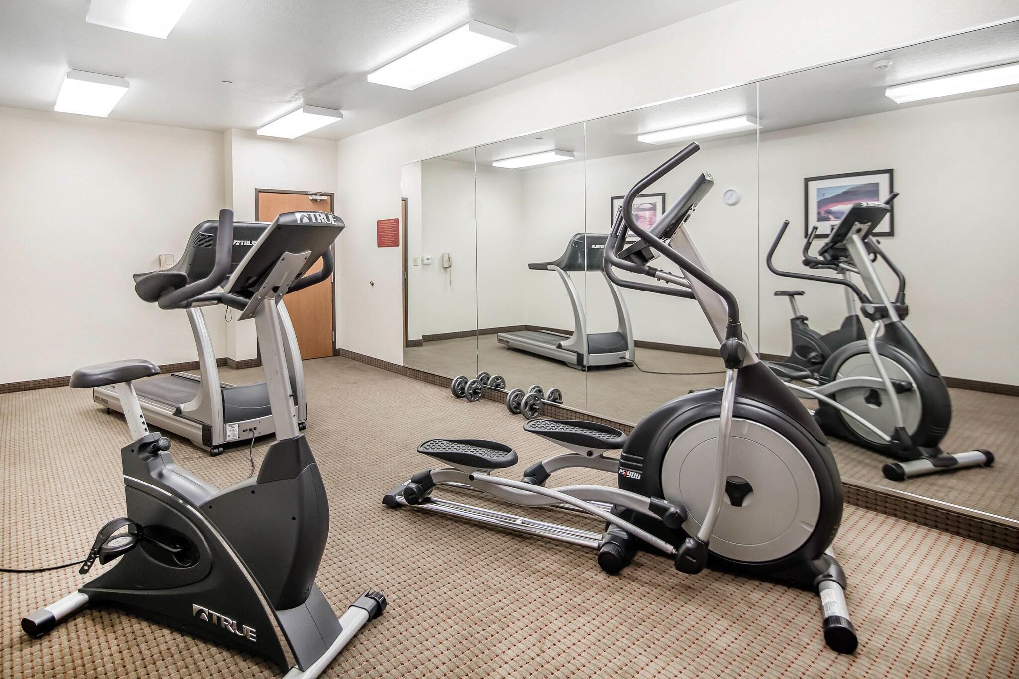 Gimnasio Quality Inn Parsons North