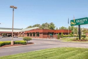 Alojamiento - Baymont By Wyndham South Bend