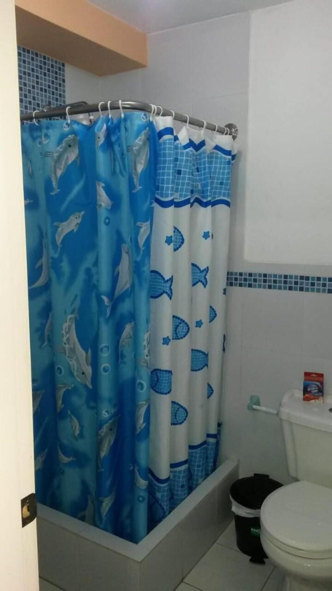 Equipamiento de Habitación Hostal Puertas del Sol