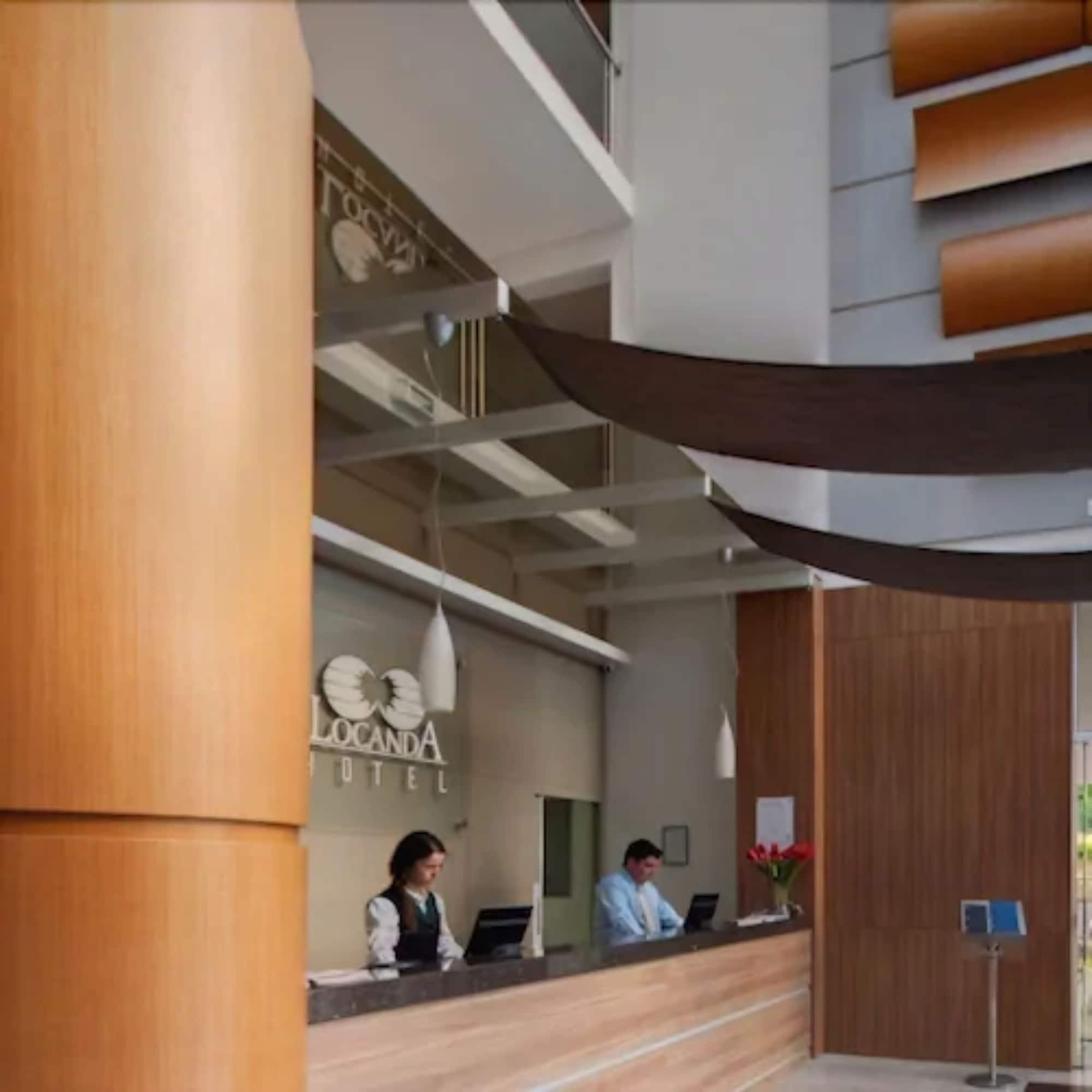 Vista Lobby Locanda Hotel