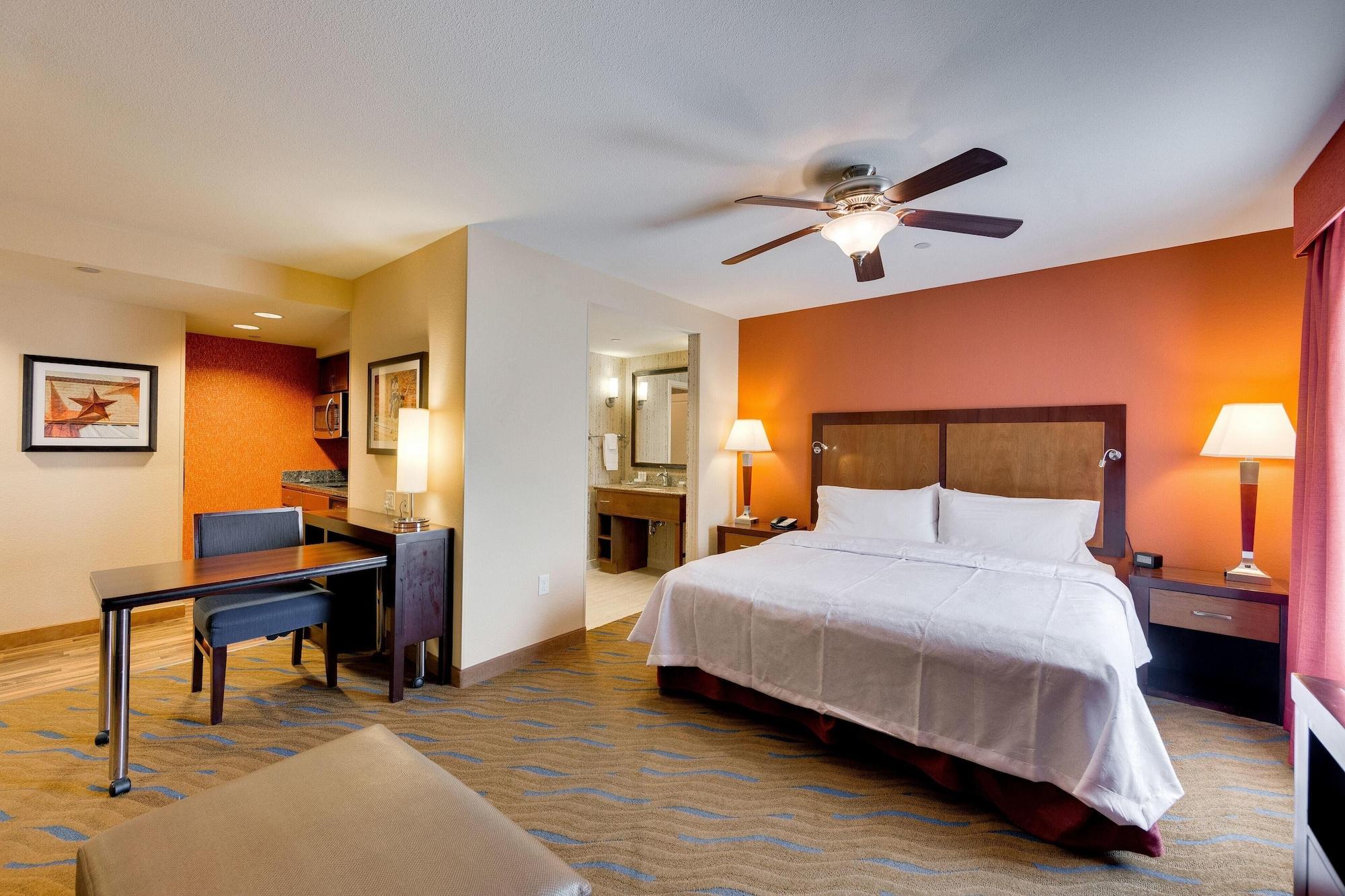 Habitación Homewood Suites by Hilton Fort Worth - Medical Center, TX